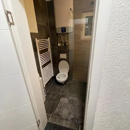 Walter Apartment