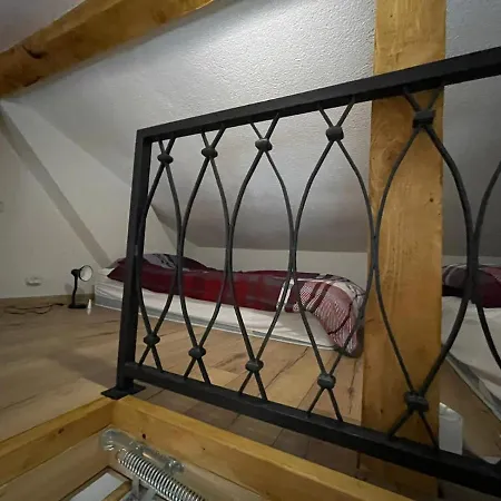Walter Apartman *